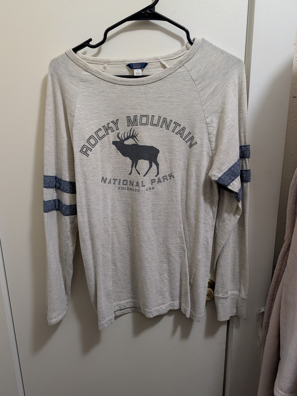 Rocky Mountain National Park Souvenir Long Sleeve Shirt
